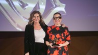 Idoia Bilbao, jefa de contenidos de CMM, recibe el Premio Talento de la Academia de la Televisión