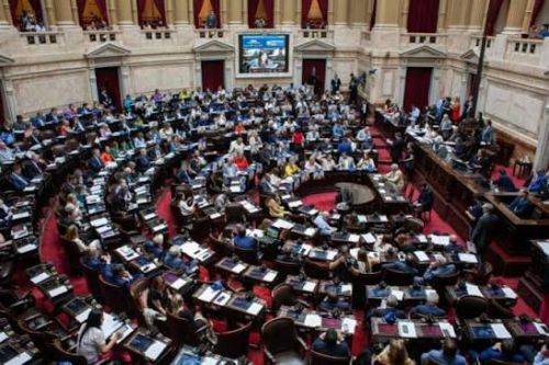 Reclaman que proyecto de reforma laboral ingrese por Diputados