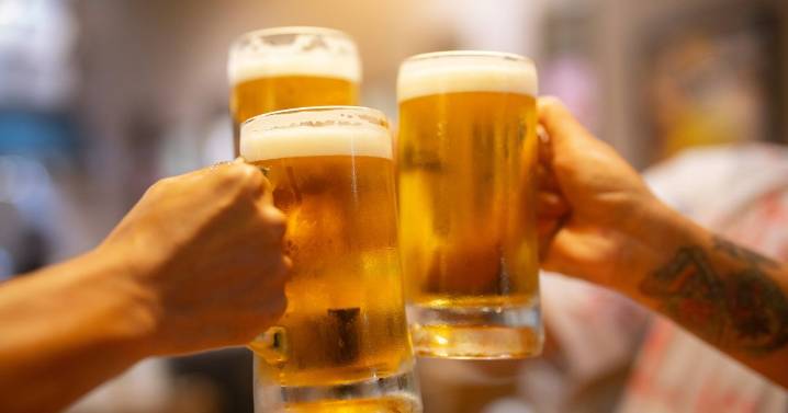 Labour MPs banned from pubs and restaurants for 'taxing hospitality into extinction'