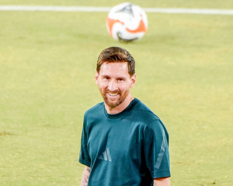 Lionel Messi arrives in Mumbai for day 2 of 'GOAT Tour'