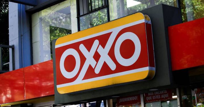 Banorte amplía alianza con Oxxo y ahora permite depósitos en cuenta