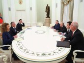 Putin says he can't agree to some proposals in U.S. peace plan