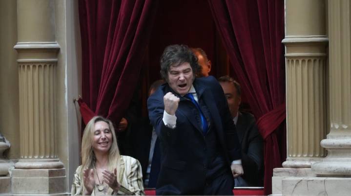 De los “bancos de horas” a los cambios en las indemnizaciones: punto por punto, los detalles de la reforma laboral que Javier Milei envía al Congreso