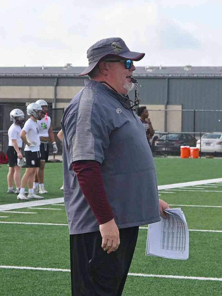Loughridge to step down as coach