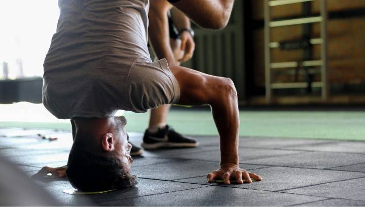 3 Handstand Push Up Variations You Should Try