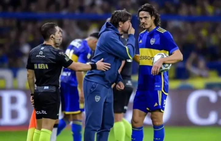 Diego Martínez reveló un tenso cruce con Cavani en un entrenamiento de Boca