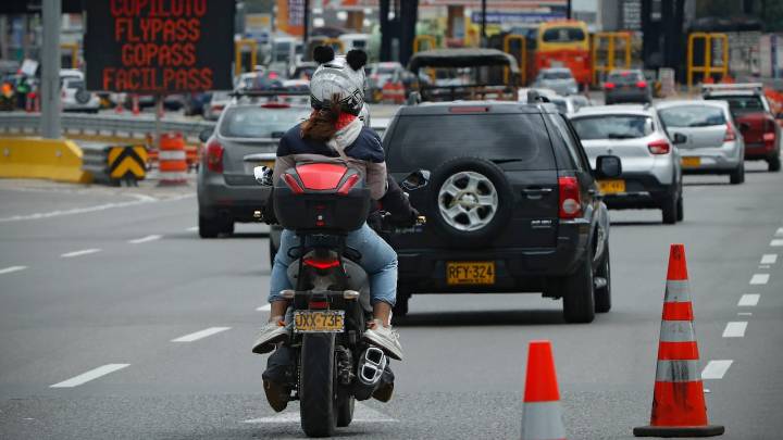 🔴 EN VIVO | Movilidad en Bogotá hoy, lunes 8 de diciembre: así avanza el plan retorno para este puente festivo  - Semana