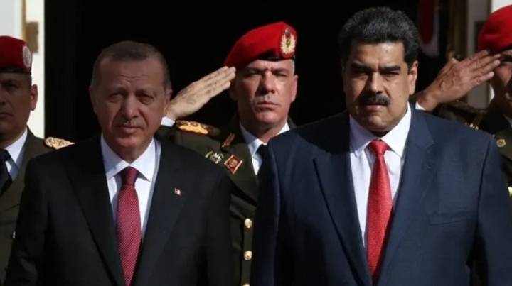 Erdogan expresa a Maduro preocupación por amenazas de EE.UU. hacia Venezuela