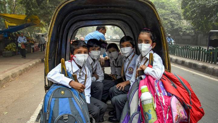 Delhi schools ordered to follow hybrid learning as air quality worsens