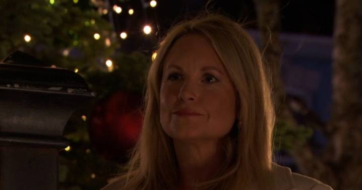 EastEnders fans 'work out' revenge plot against Zoe Slater as 'queen' Sam Mitchell returns