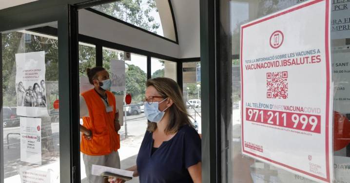 Salut pide llevar mascarilla a toda la población con síntomas gripales