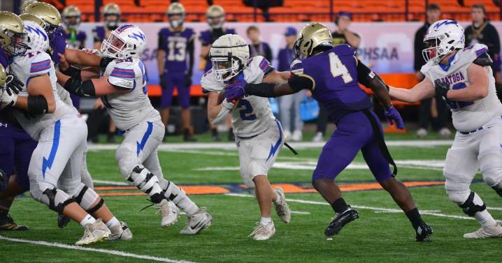 Saratoga Springs football in state title game in 22 photos