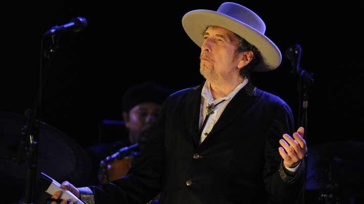 Spartanburg Memorial Auditorium to host legendary folk singer