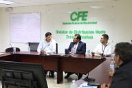 Constructores se reúnen con Superintendente de la CFE