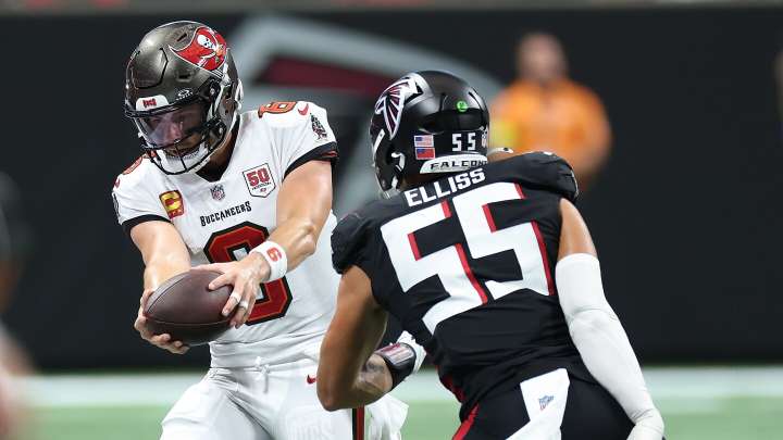 NFL Playoff Picture 2025: Updated AFC and NFC standings, bracket, tiebreakers for Week 15