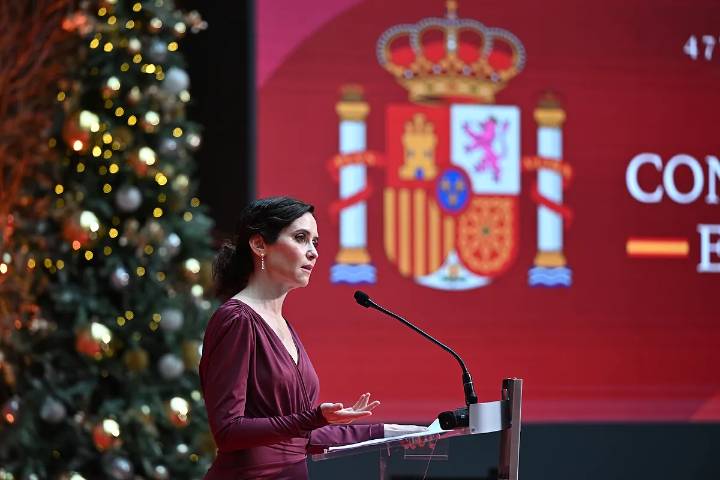 Ayuso promete "contundencia" con "cualquier mala práctica" en el Hospital de Torrejón: "Se erradicará sin contemplaciones"