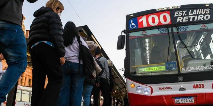 Paro de colectivos en AMBA: qué líneas no funcionan y cuándo se restablecerá el servicio