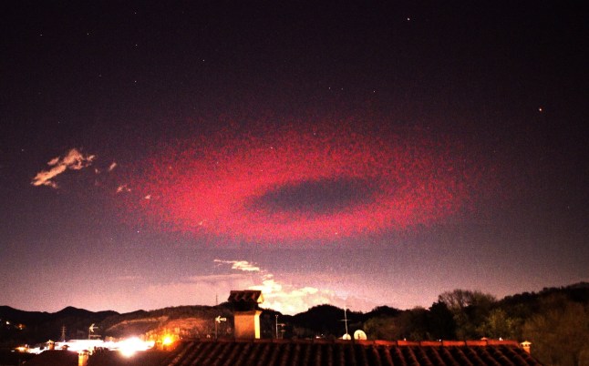 Bizarre doughnut-shaped phenomena spotted in the sky – what is it?