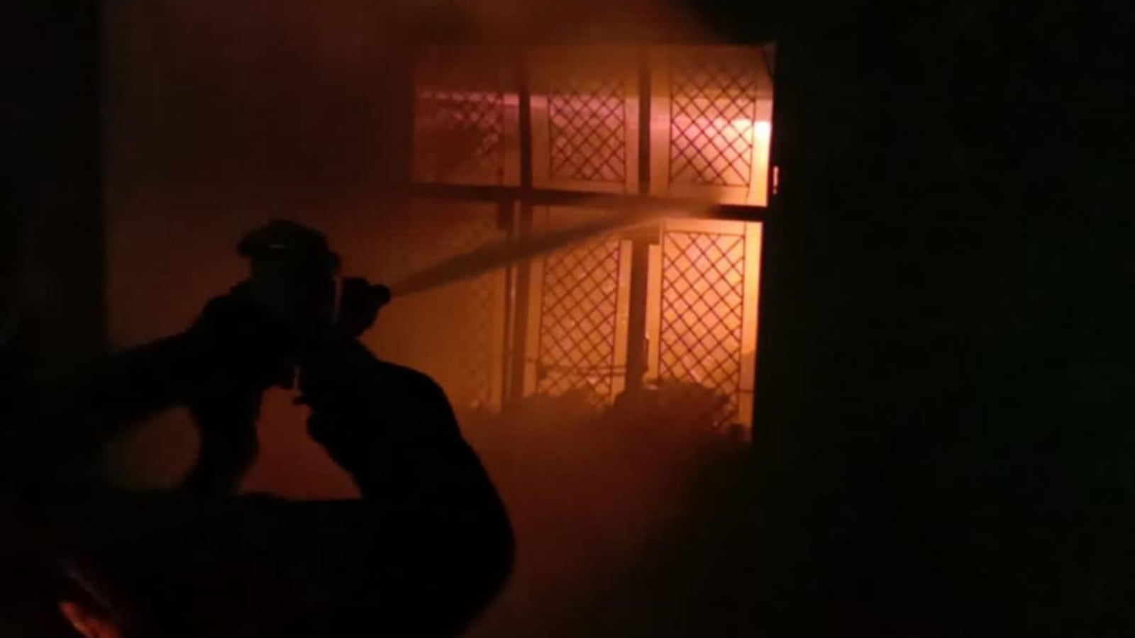 Rajkot: Wood factory destroyed in 9