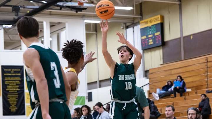 East Brunswick defeats New Dorp (NY) - Boys basketball recap