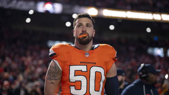 49ers claim LB Garrett Wallow, place Ben Bartch on IR