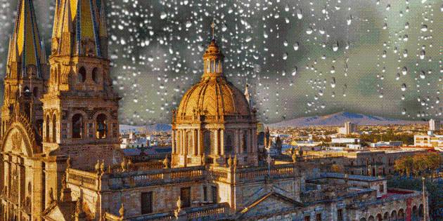 Lluvia insiste; se prevé martes mojado en Guadalajara a esta hora