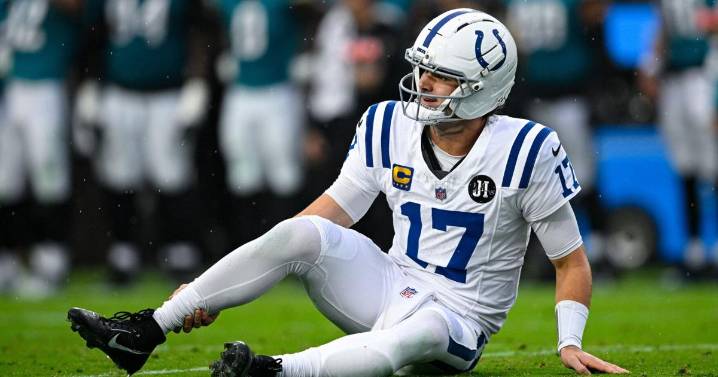 Colts quarterback Daniel Jones hurt in loss to Jaguars