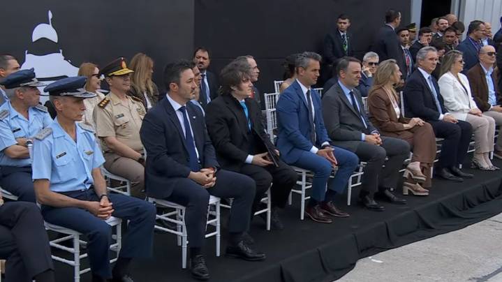 El embajador Lamelas estuvo en el acto de los F16 en Córdoba y destacó el apoyo de Estados Unidos