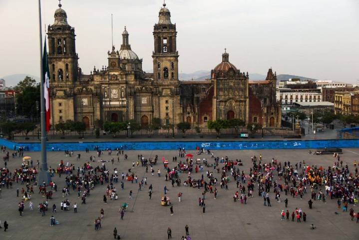 Van por Cabeza de Vaca: lo señalan por huachicol fiscal y exigen traerlo de EU