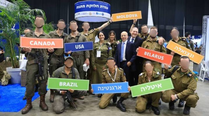 By the thousands, IDF Lone Soldiers find support and services at unique Tel Aviv Errands Day