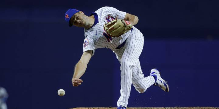 Tyler Rogers Blue Jays contract