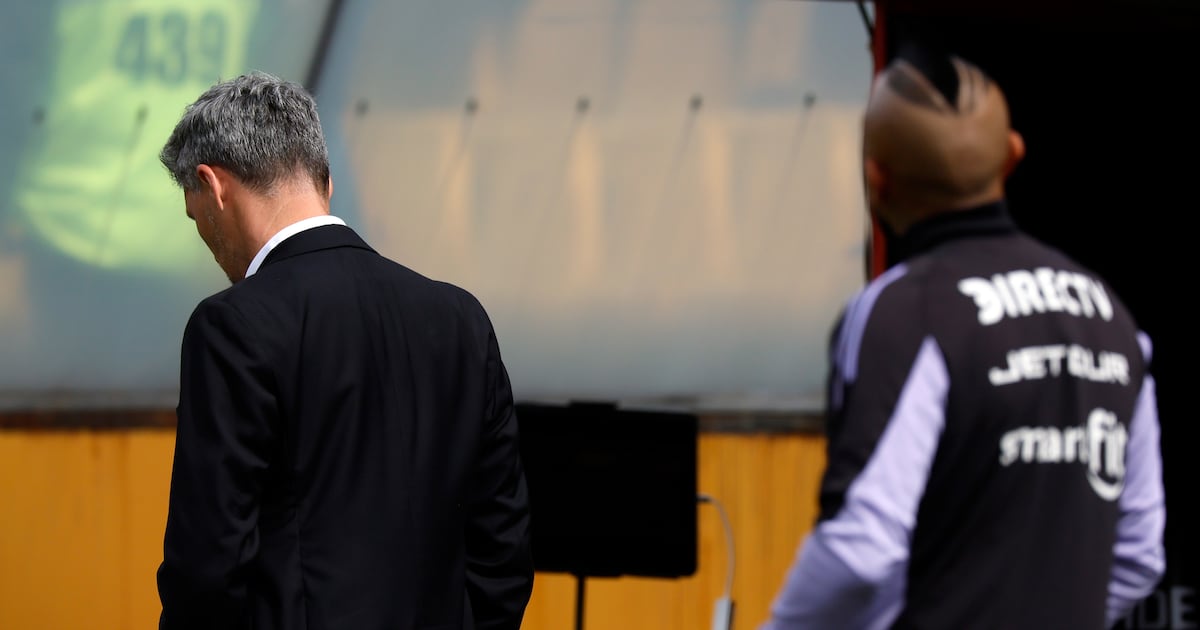 ¿Arturo Vidal o Fernando Ortiz? El directorio clave que definirá el futuro del DT y del resto del plantel en Colo Colo