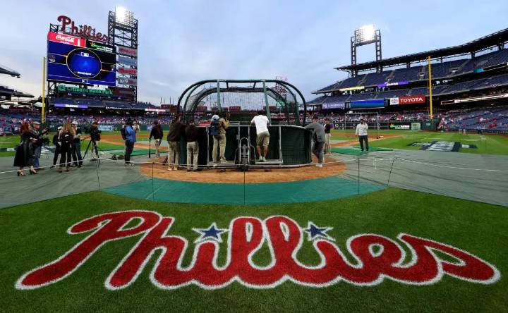 MLB Rumors: Philadelphia Phillies reportedly leading the race to sign Japanese standout