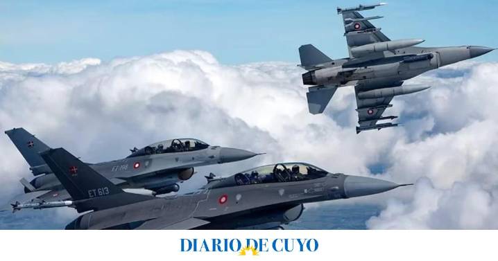 Milei viajará mañana a Córdoba para el vuelo inaugural de los F