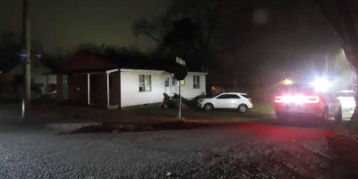 Kentucky man arrested, accused of hitting woman in head with hammer during fight