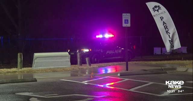 Teen charged as adult in fatal shooting at Wichita park