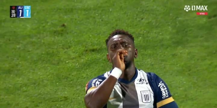 Gol de Eryc Castillo, con definición de cabeza, en Alianza Lima vs Sporting Cristal por semifinal vuelta de los playoffs de Liga 1 2025