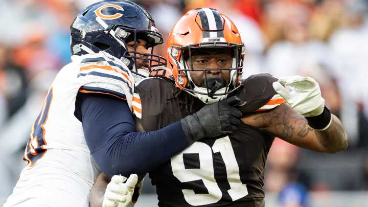 Browns vs. Bears predictions, odds: Who wins NFL Week 15 game?