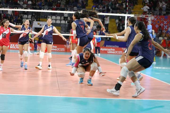 Selección Peruana de Vóley GANÓ LA MEDALLA DE PLATA en los Bolivarianos