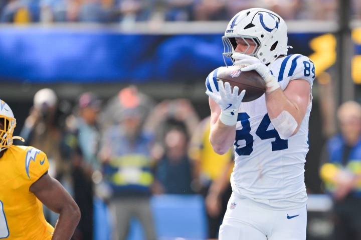 Deadspin | Colts rookie TE Tyler Warren (illness) questionable vs. Texans