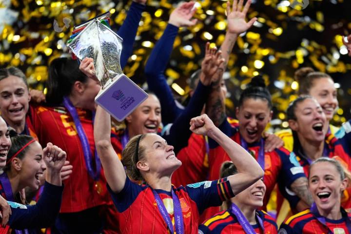 World Cup champion Spain widens lead over No. 2 United States in FIFA women's rankings