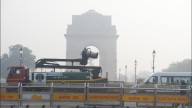 Delhi AQI on brink of very poor again after 3-day respite, many areas breach 300