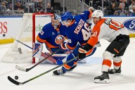 Deadspin | Isles eager to turn around fortunes on homestand in clash vs. Caps