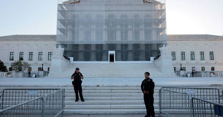 Supreme Court to hear separation of powers dispute over fired FTC commissioner