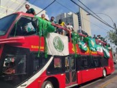 Denuncian que empresa de bus donde falleció hincha brasileño sigue operando