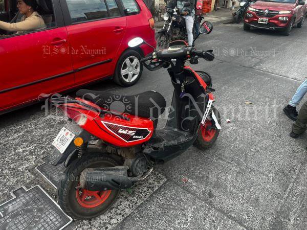 Joven motociclista lesionada por accidente en col. Puerta de la Laguna