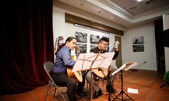 Recital “A dos guitarras, Alumno/Maestro” cautiva al público en el MAHCH