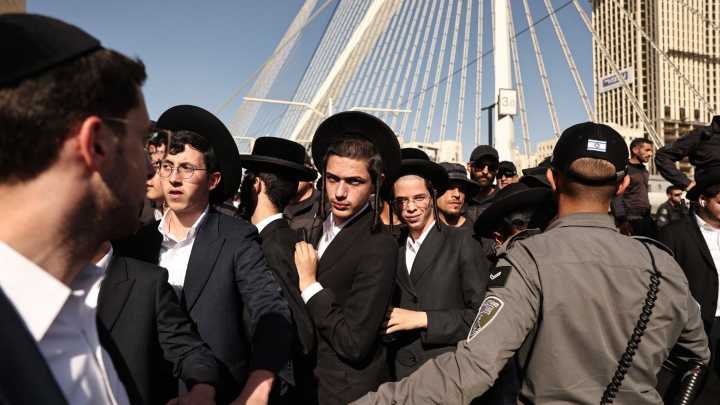 The issue dividing Israel: ultra-Orthodox draft dodgers