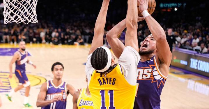 Suns' Devin Booker ruled out before halftime with right groin injury