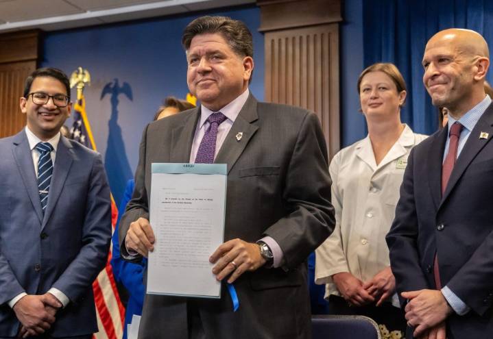 Gov. JB Pritzker signs Illinois vaccine guidelines into law